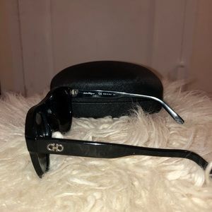 salvatore ferragamo sunglasses